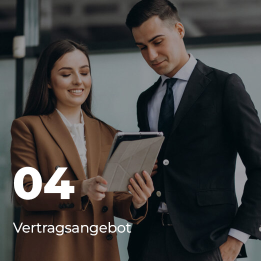 Ein Vertragsangebot am Tablet